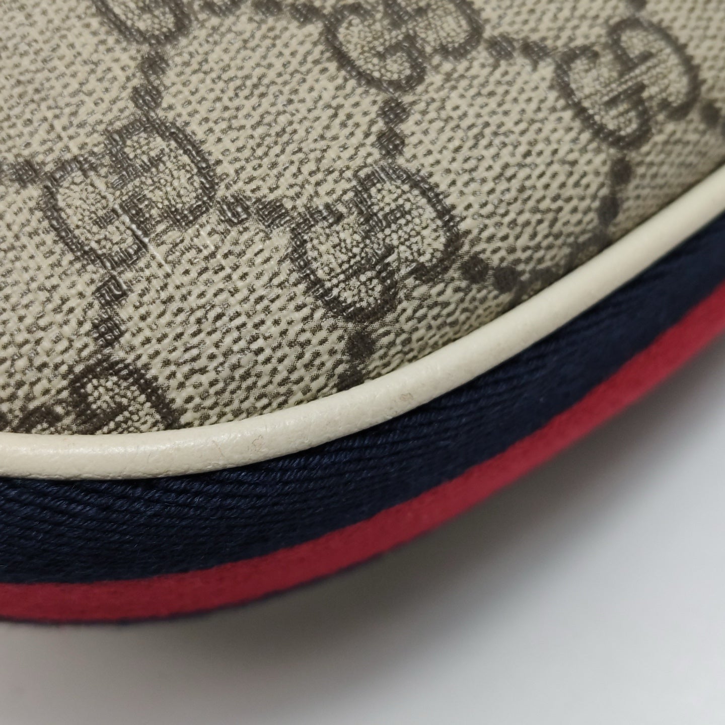Gucci - Ophidia Series - GG Supreme canvas with leather trim - Beige - (mini)
