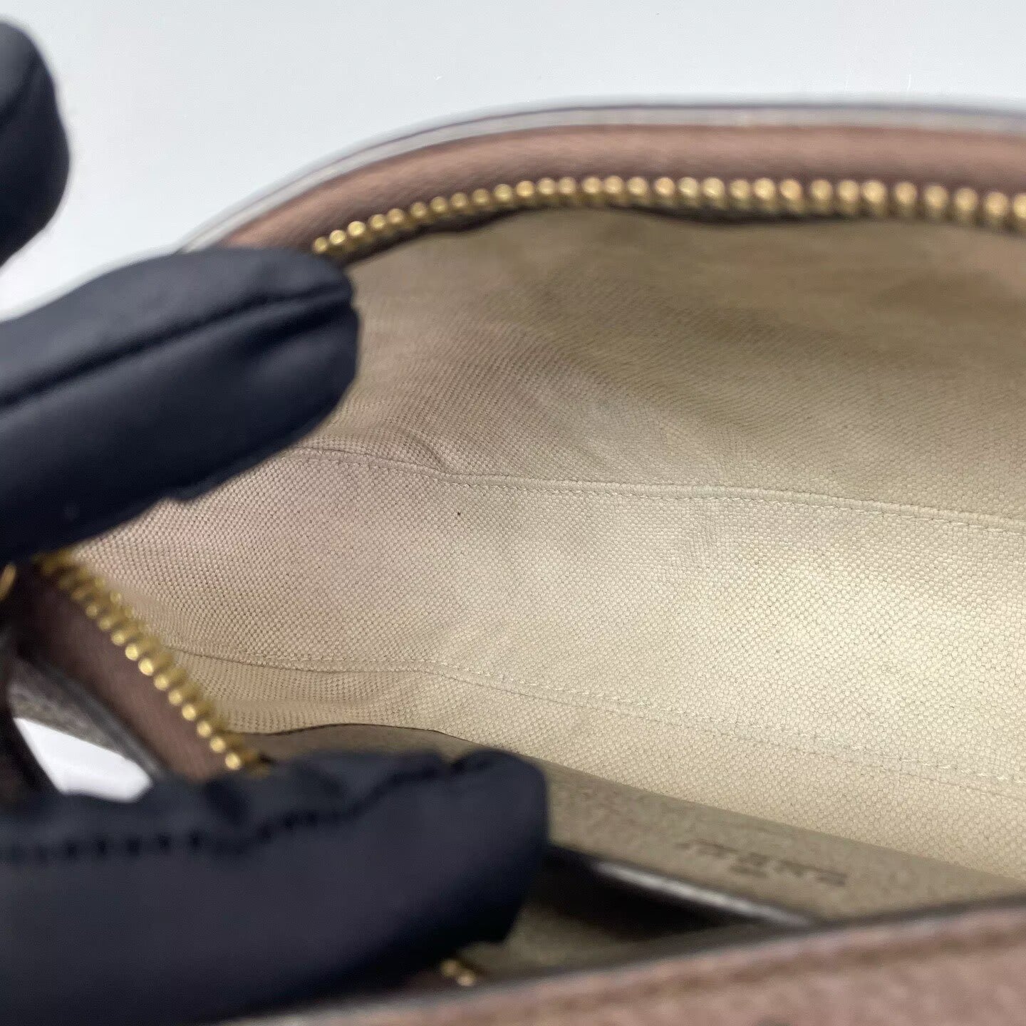 Gucci - Ophidia Small Shoulder Bag - GG Supreme canvas with leather trim - Beige and Brown - (Small)