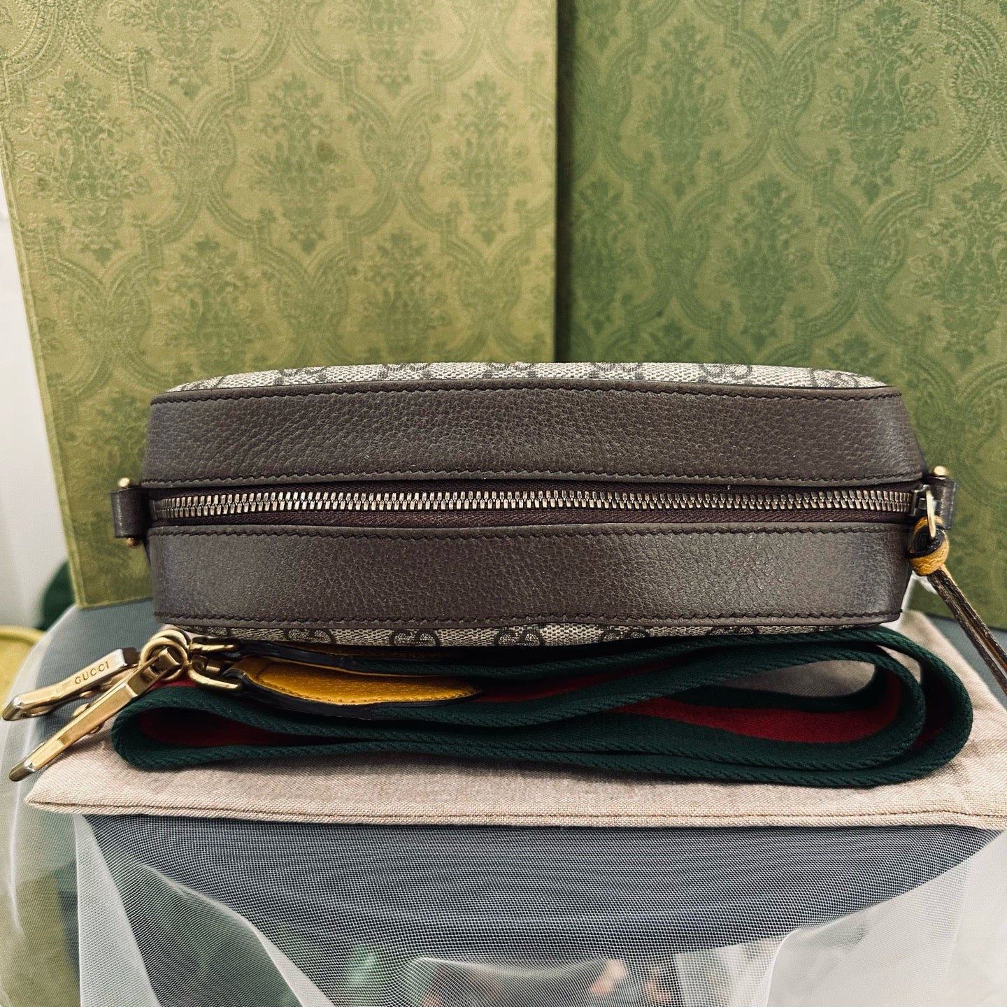 Gucci - Ophidia Tiger Head Camera Bag - GG Supreme canvas with leather trim - Beige - (small)