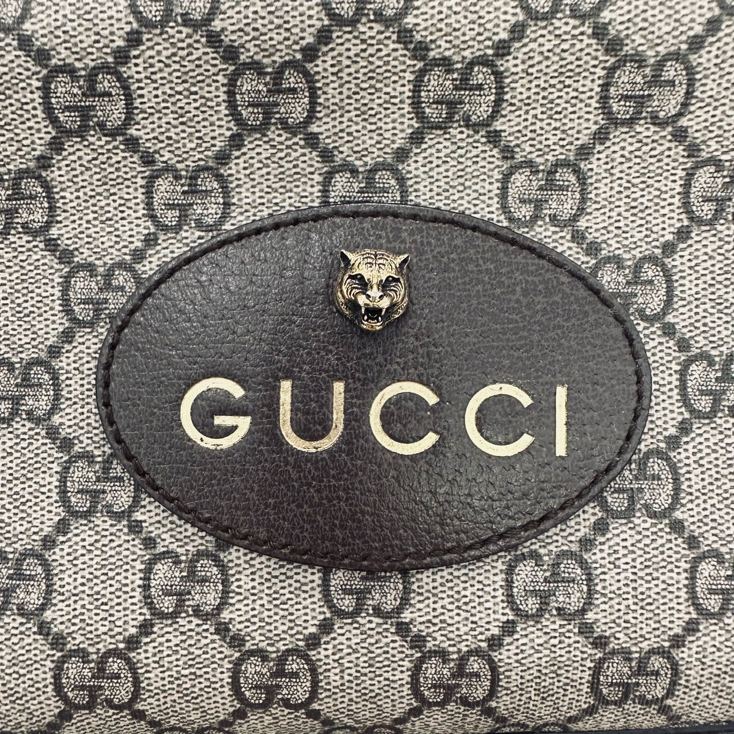 Gucci - Ophidia Tiger Head Camera Bag - GG Supreme canvas with leather trim - Beige - (small)