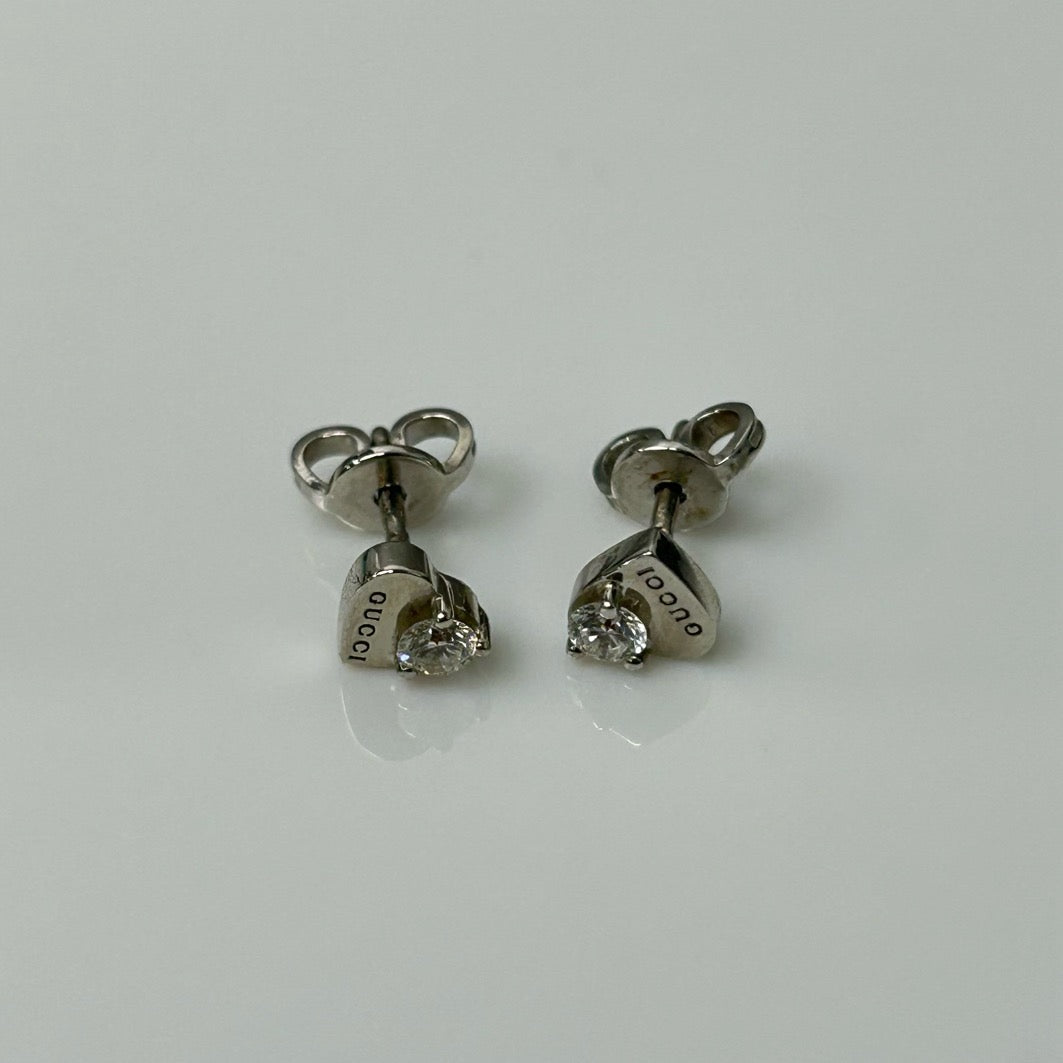 Gucci - Other - 18k white gold, with a visible 750 hallmark; set with clear faceted stones. - Silver