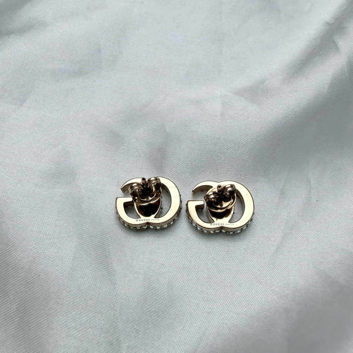 Gucci - Other - Base metal with crystal embellishments - Multicolour