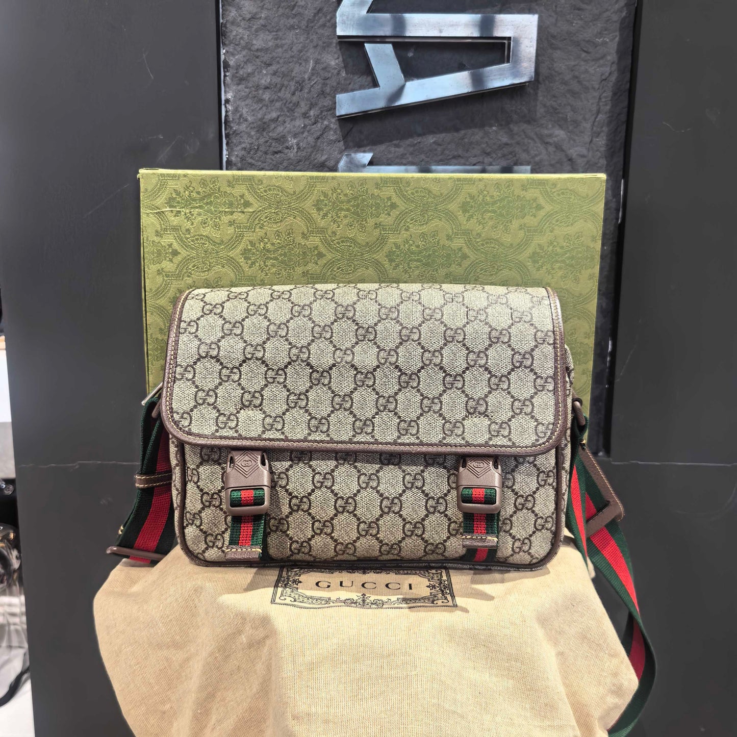 Gucci - Other - Cloth - Beige - (medium)