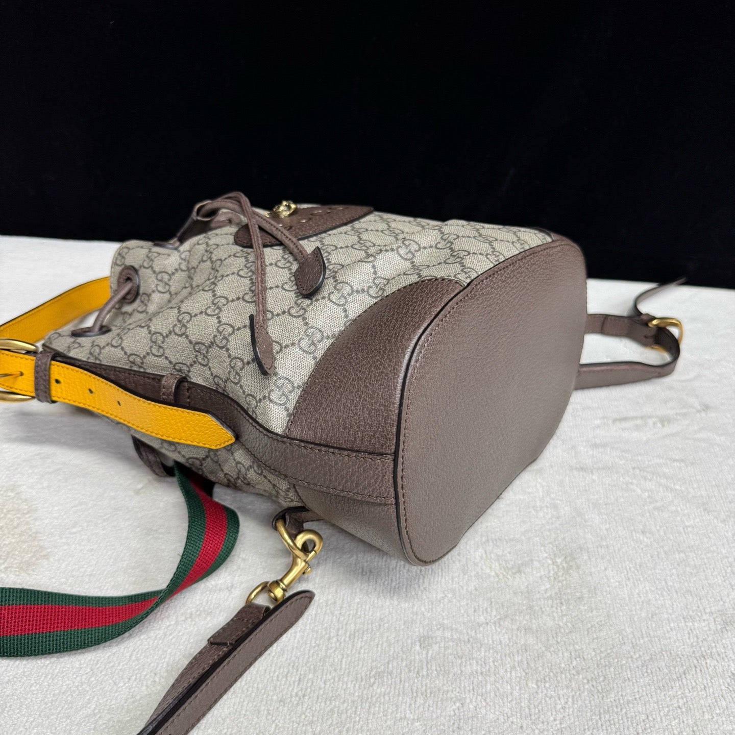 Gucci - Other - Cloth - Beige - (medium)