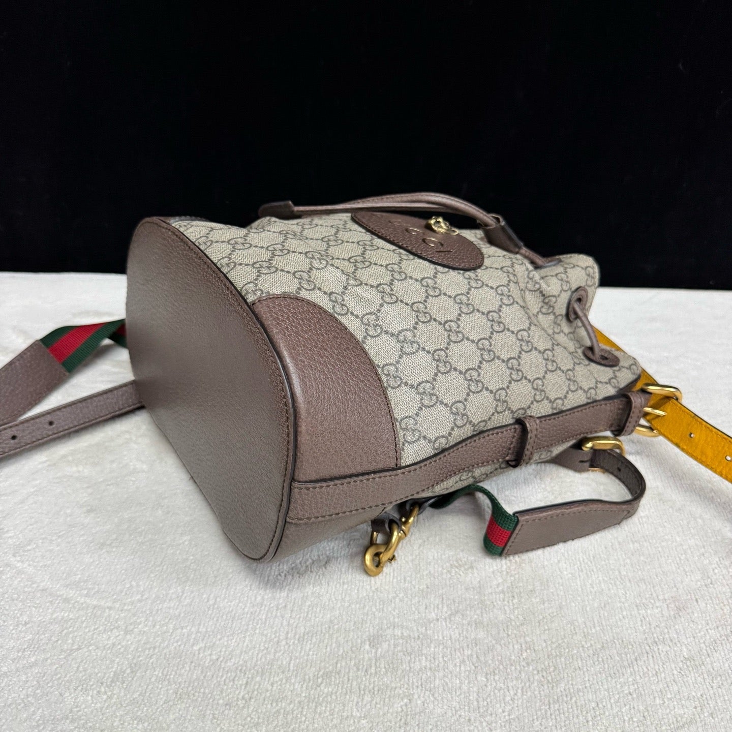 Gucci - Other - Cloth - Beige - (medium)