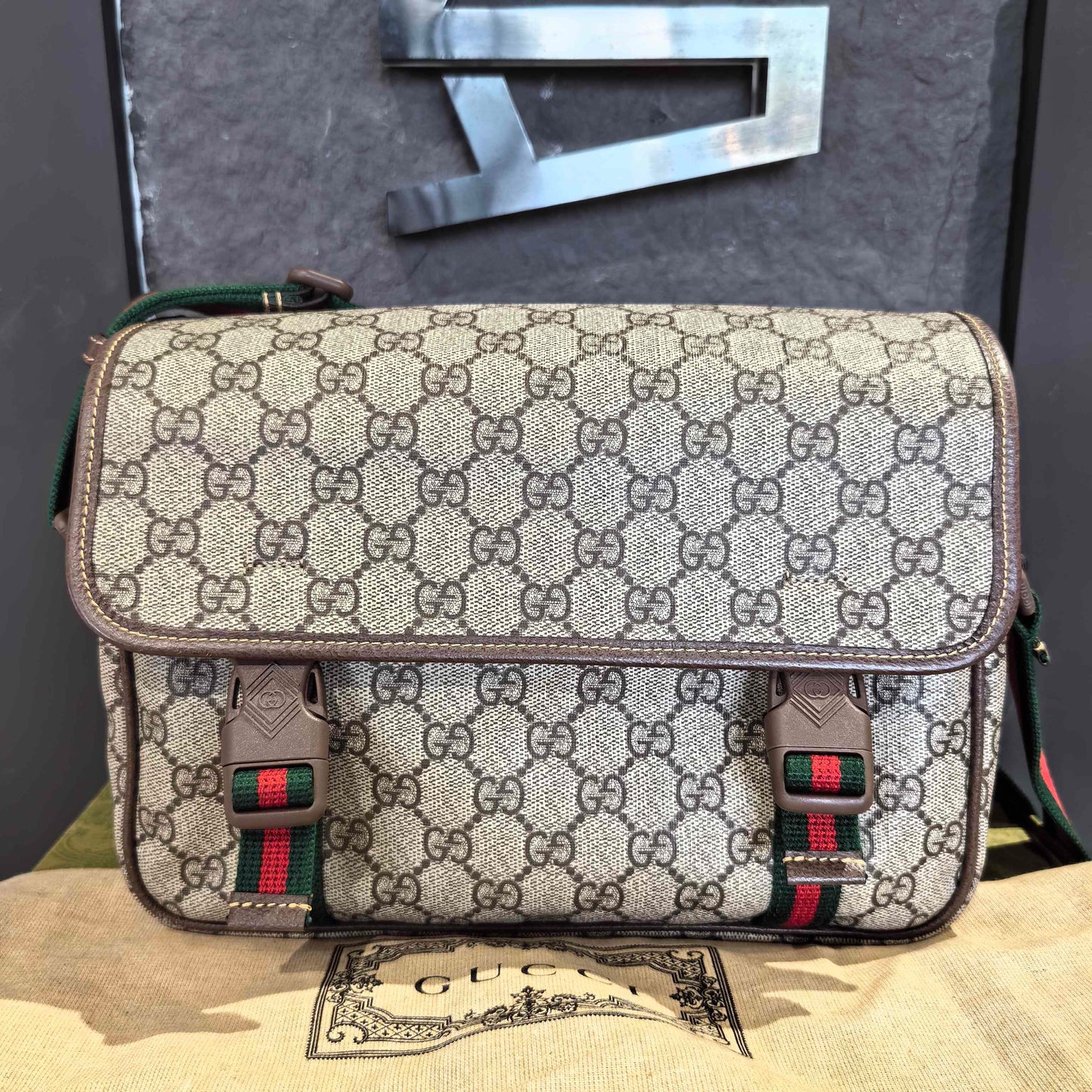 Gucci - Other - Cloth - Beige - (medium)