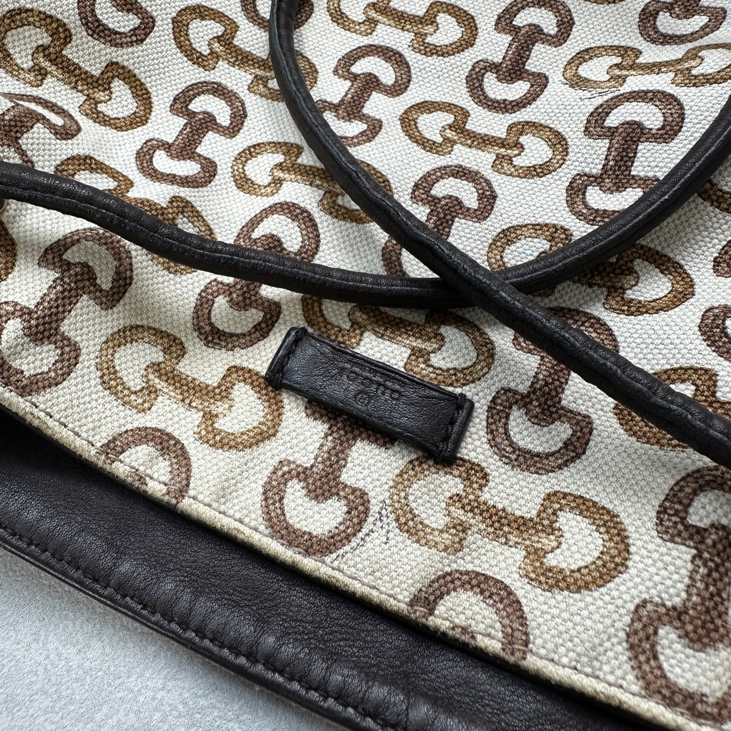 Gucci - Other - Cloth - Beige - (medium)