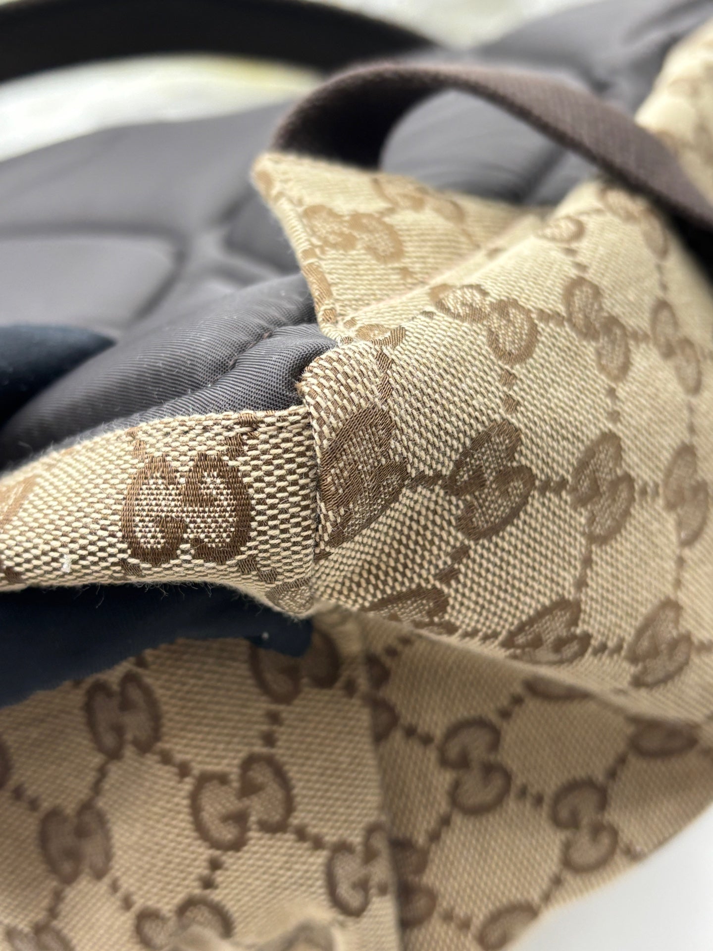 Gucci - Other - Cloth - Beige - (medium)