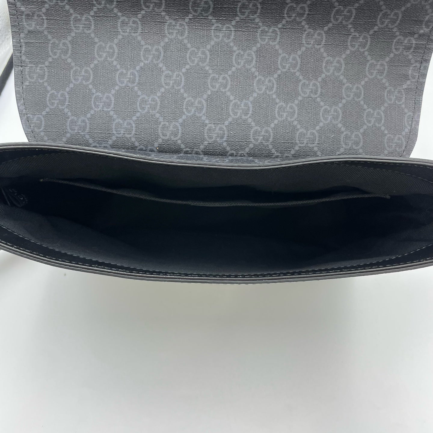 Gucci - Other - Cloth - Black - (medium)