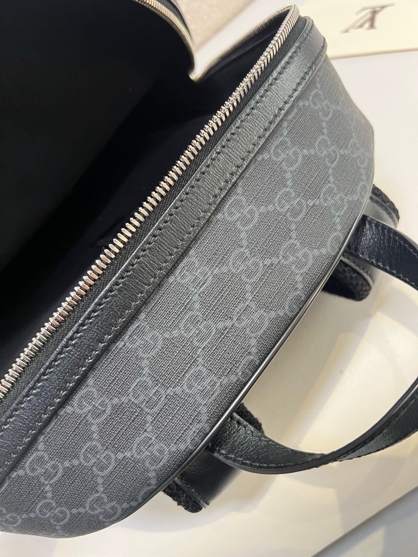 Gucci - Other - Cloth - Grey - (medium)