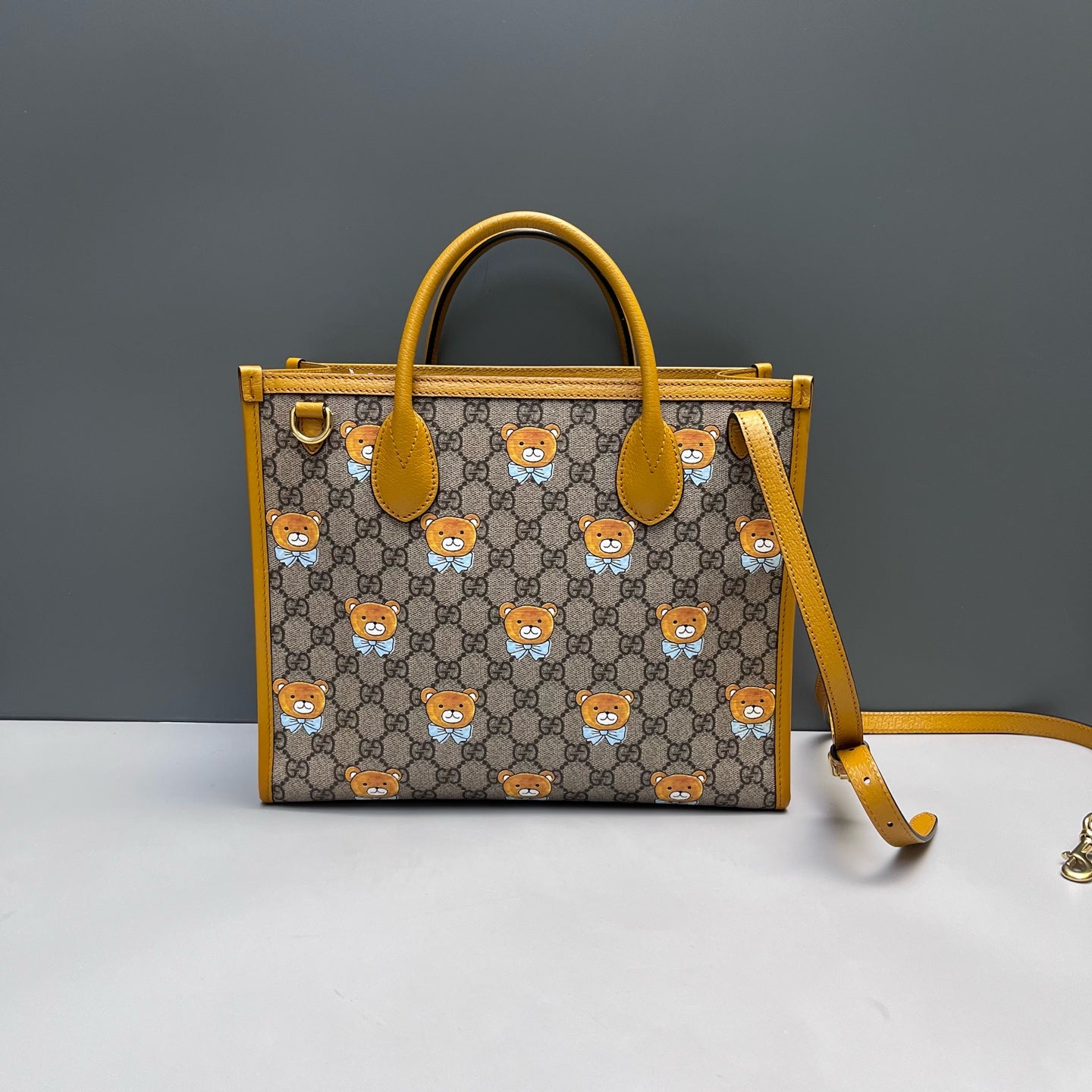 Gucci - Other - Cloth - Multicolour - (medium)