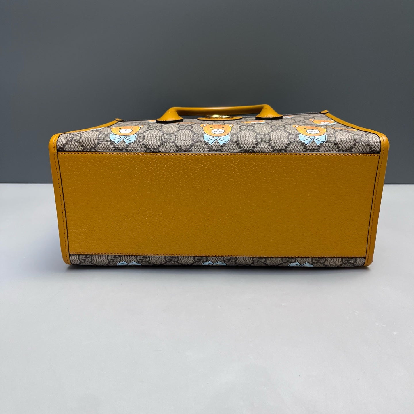 Gucci - Other - Cloth - Multicolour - (medium)