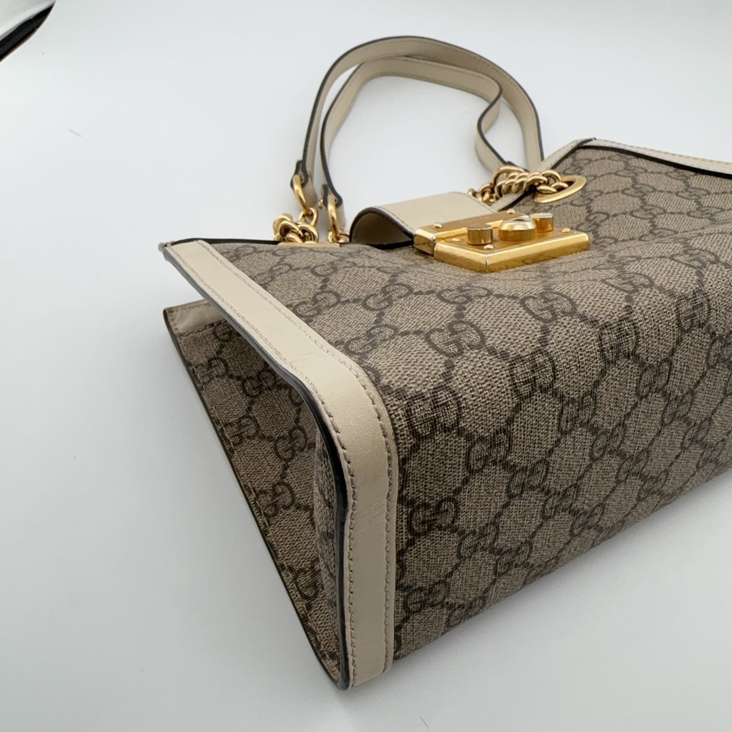 Gucci - Other - Cloth - White - (medium)