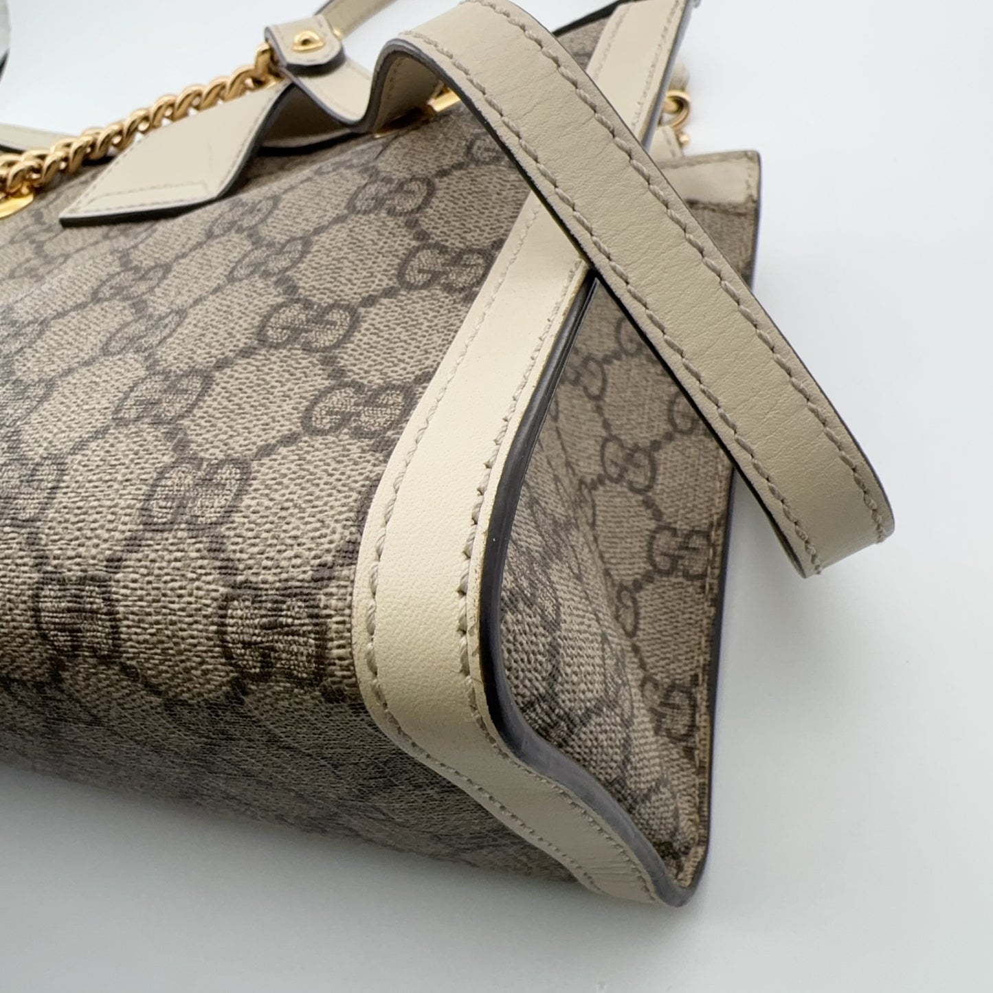 Gucci - Other - Cloth - White - (medium)