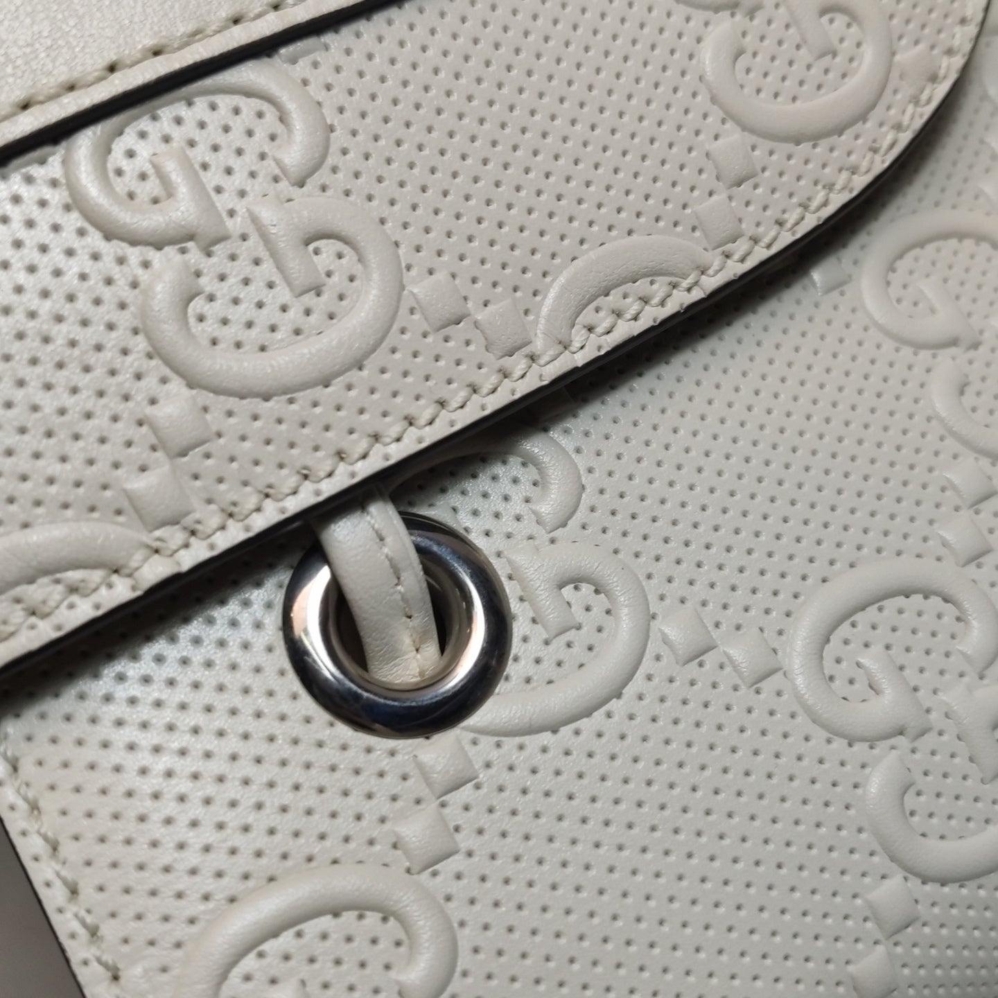 Gucci - Other - Leather - Beige - (medium)