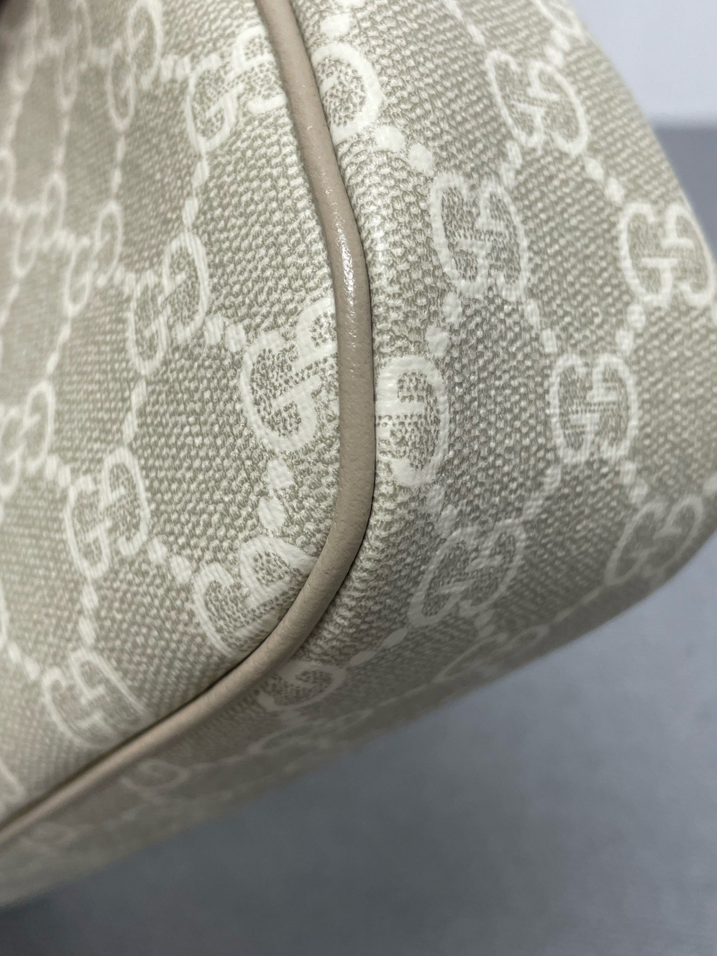 Gucci - Other - Leather - Beige - (mini)