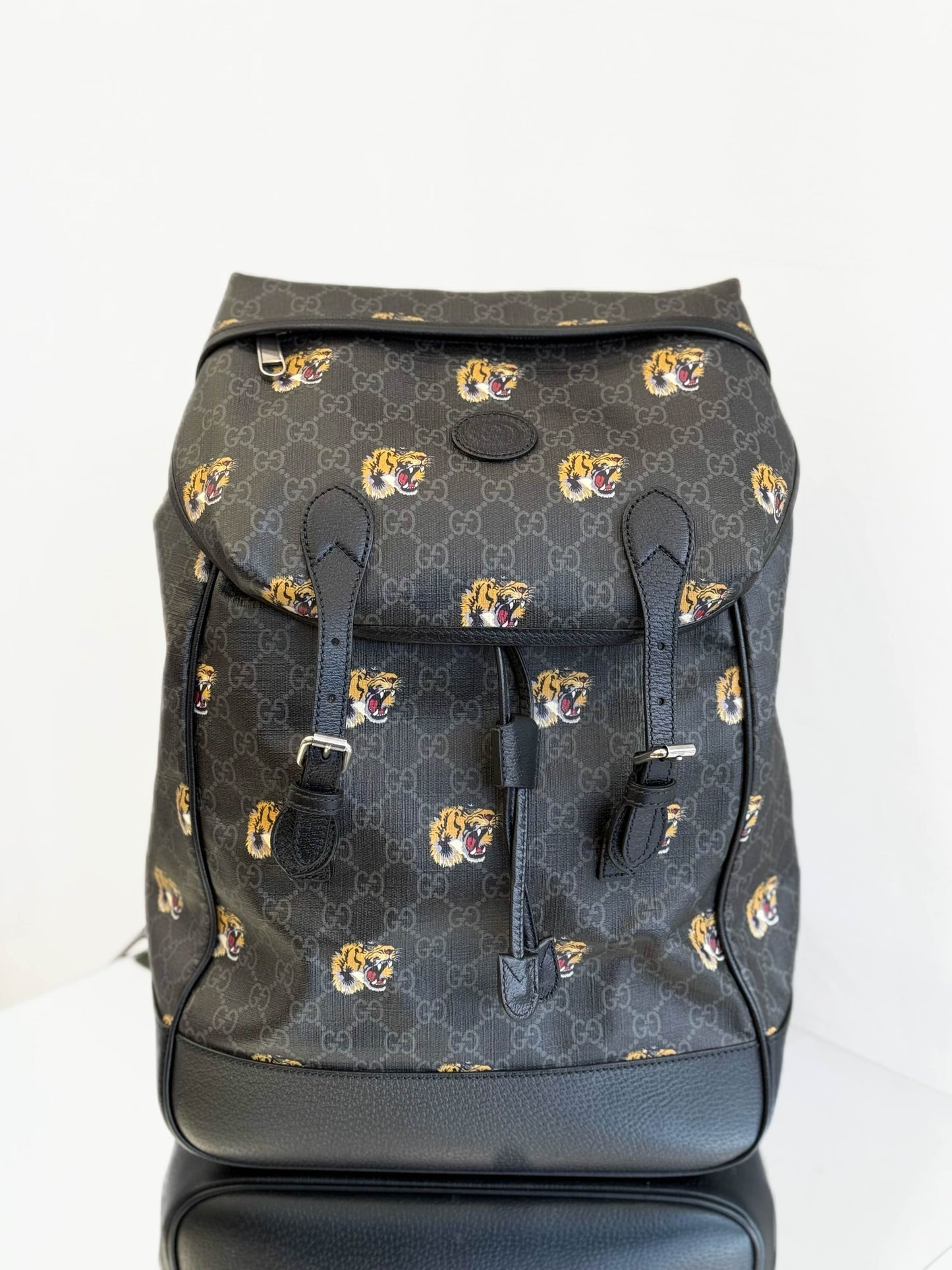 Gucci - Other - Leather - Black - (medium)