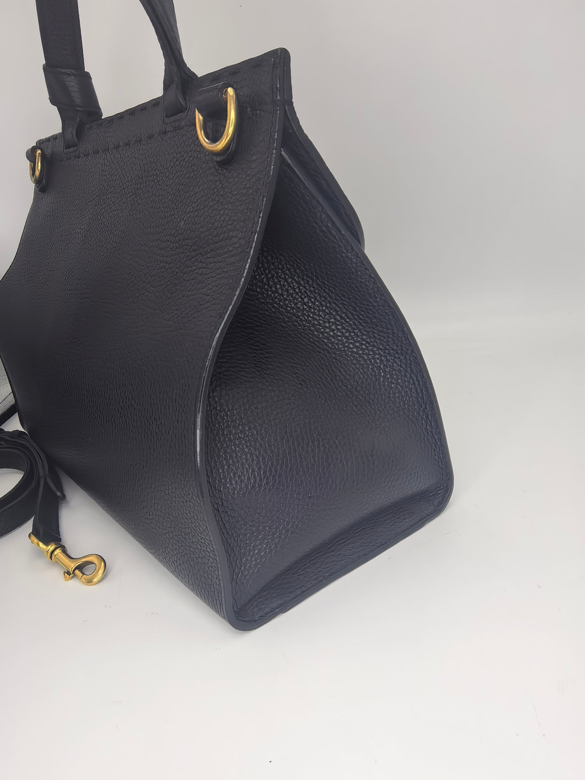 Gucci - Other - Leather - Black - (medium)
