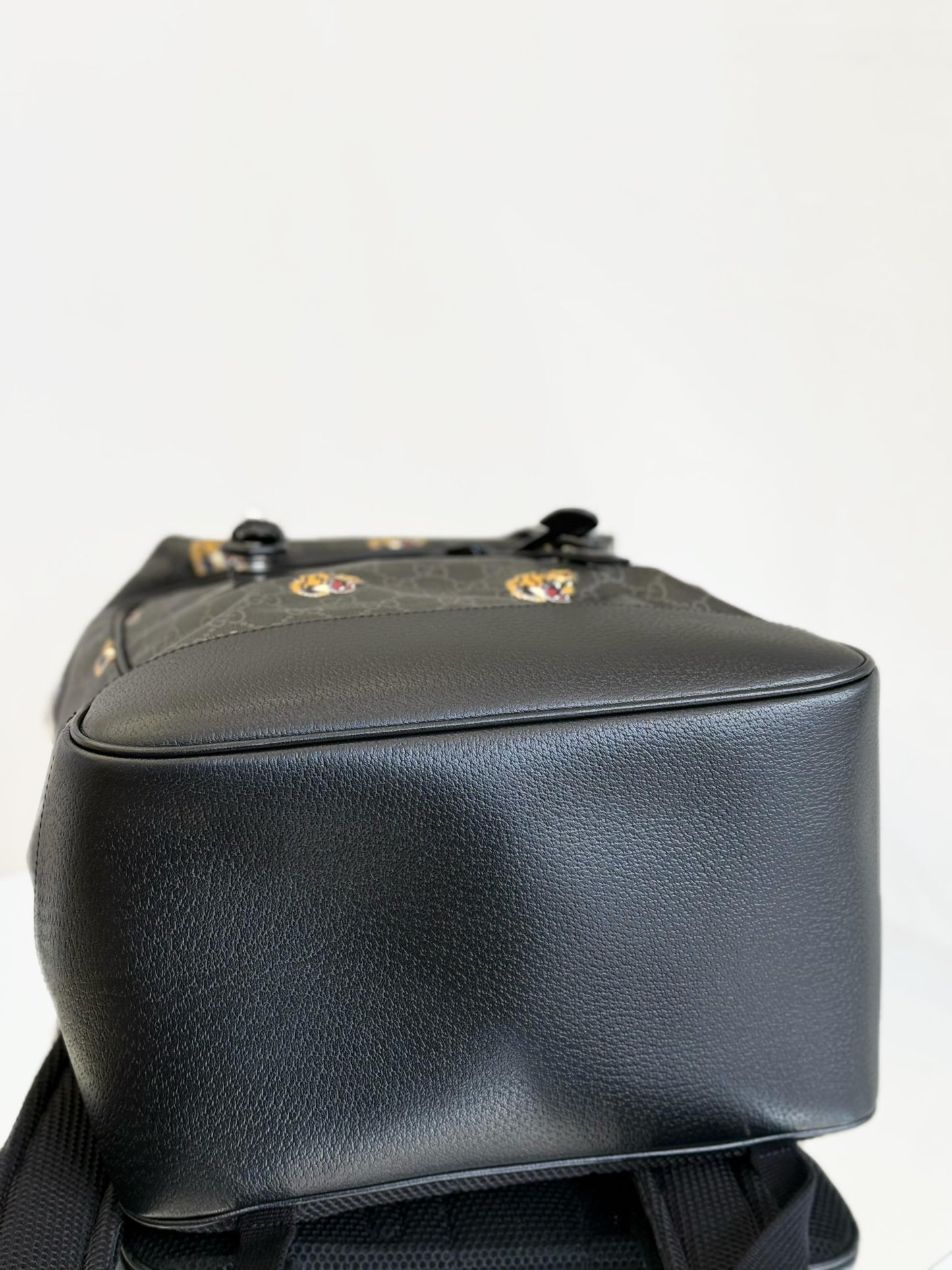 Gucci - Other - Leather - Black - (medium)