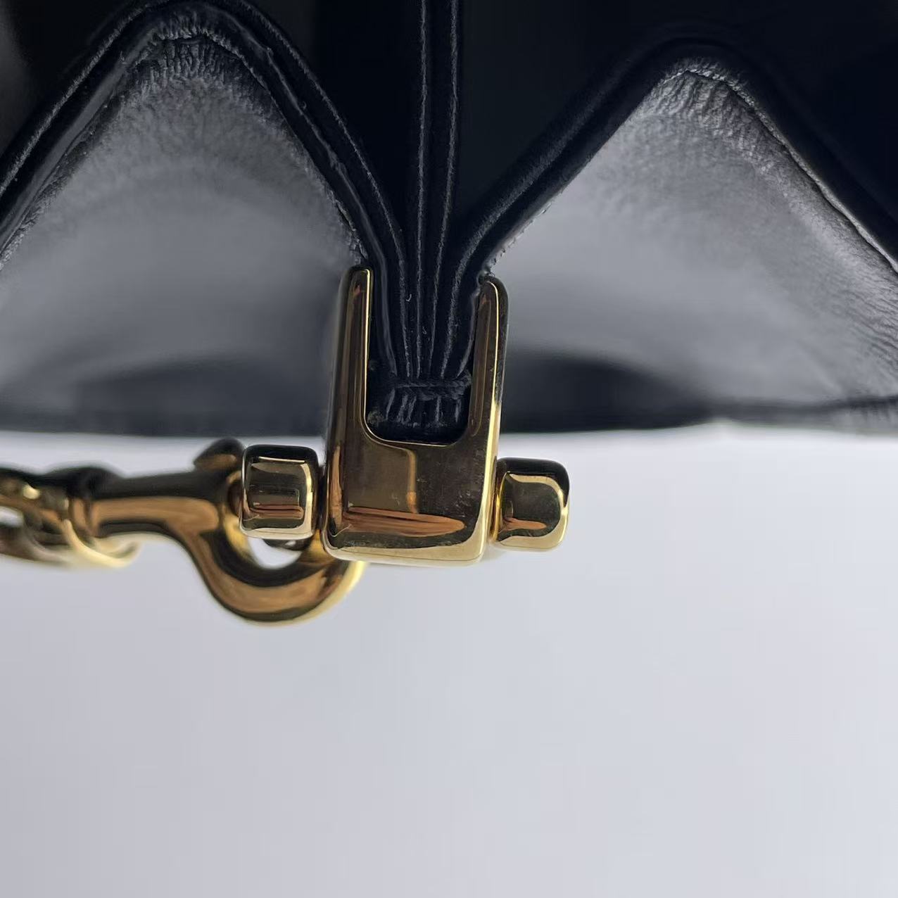 Gucci - Other - Leather - Black - (medium)