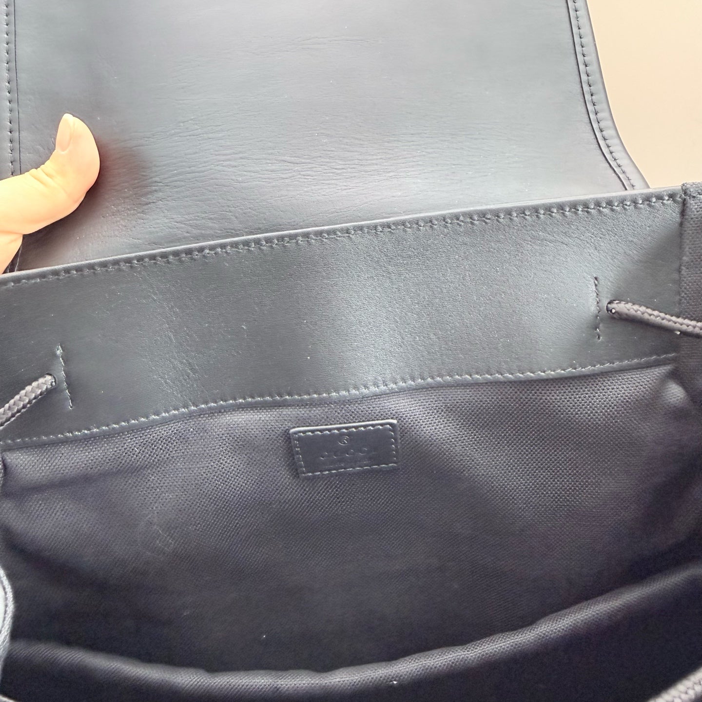 Gucci - Other - Leather - Black - (medium)
