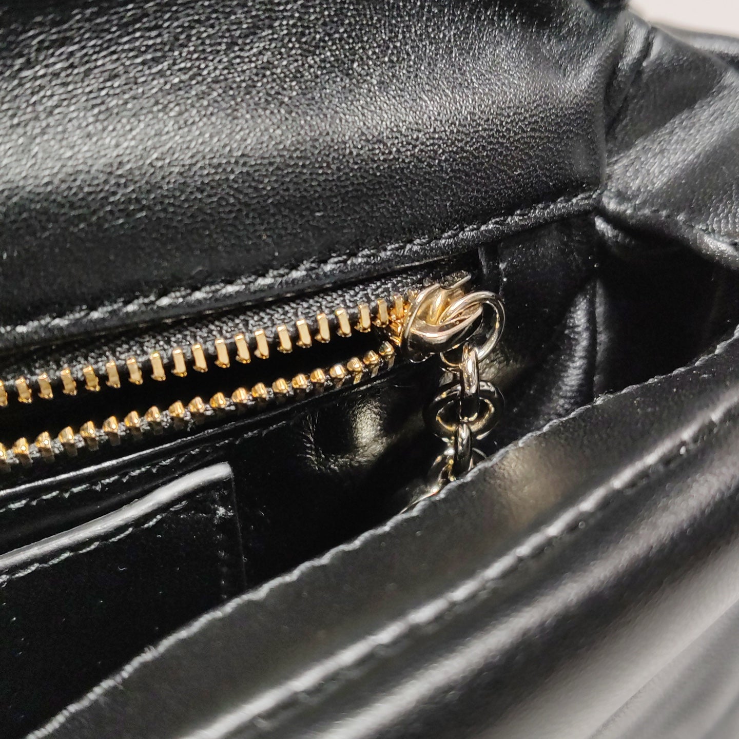 Gucci - Other - Leather - Black - (small)