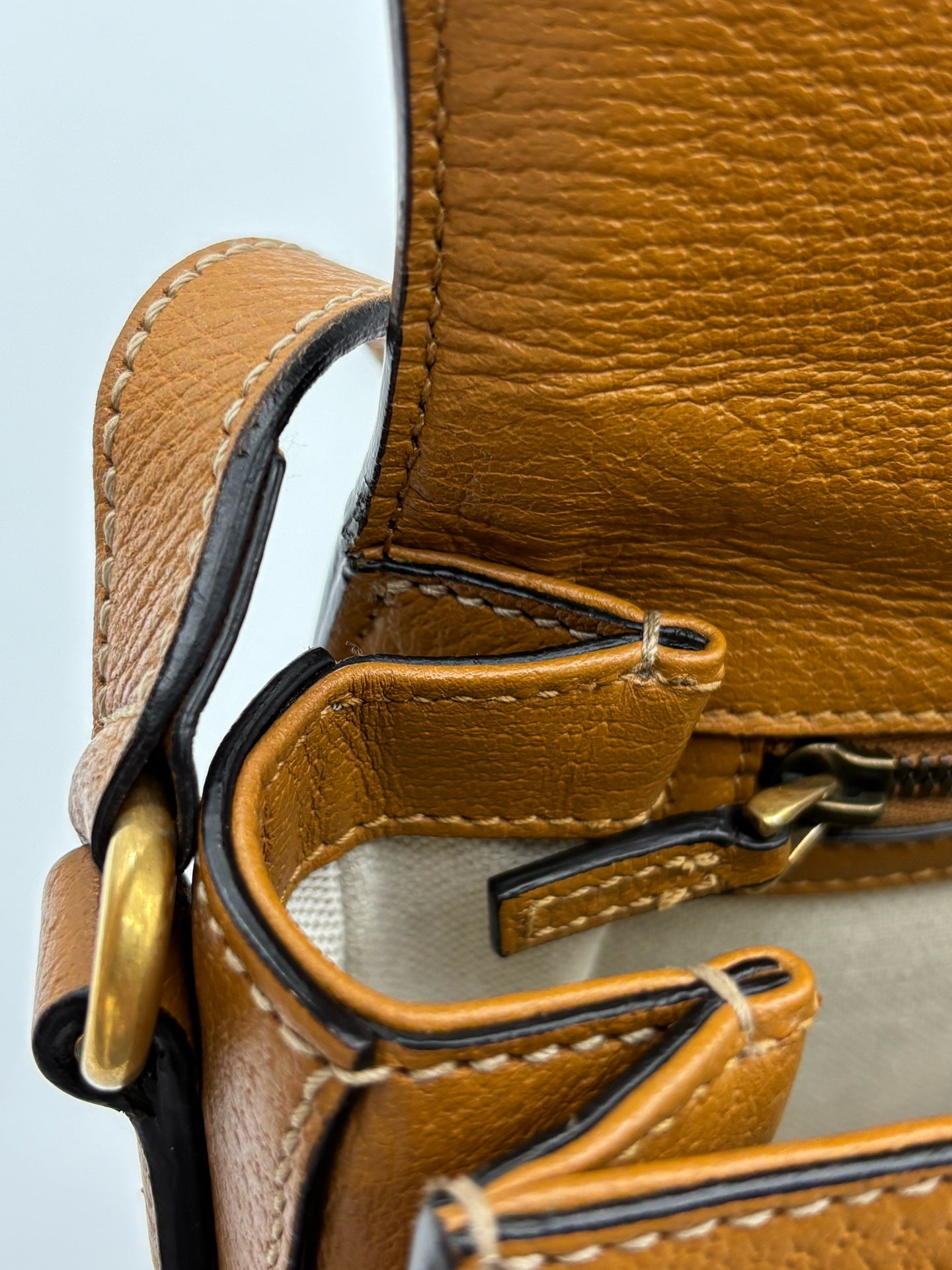 Gucci - Other - Leather - Brown - (medium)