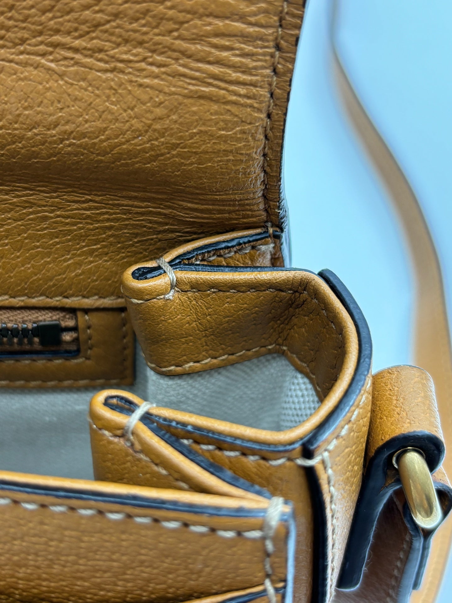 Gucci - Other - Leather - Brown - (medium)