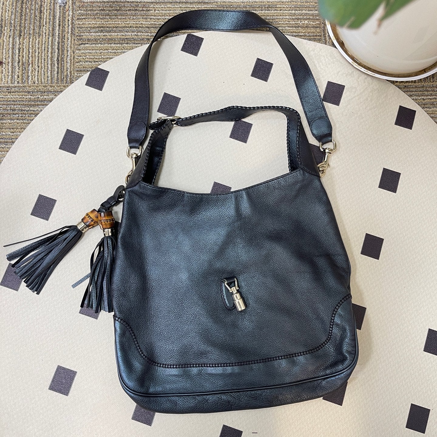 Gucci - Other - Leather - Green - (large)