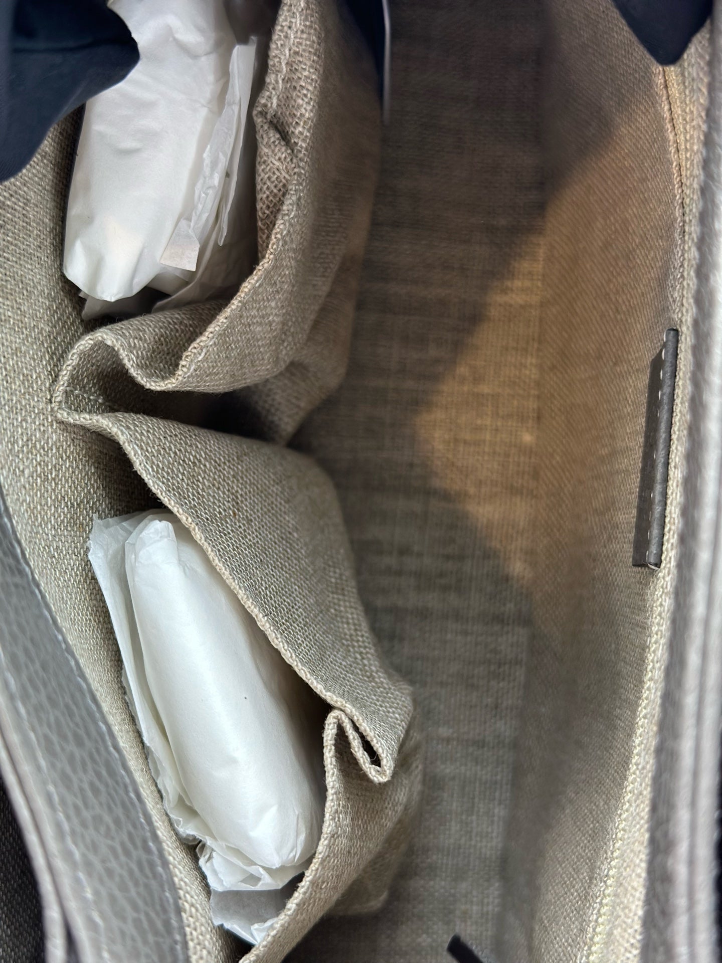 Gucci - Other - Leather - Grey - (medium)