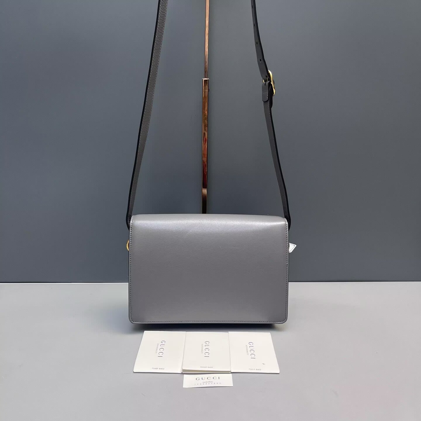 Gucci - Other - Leather - Grey - (Small)