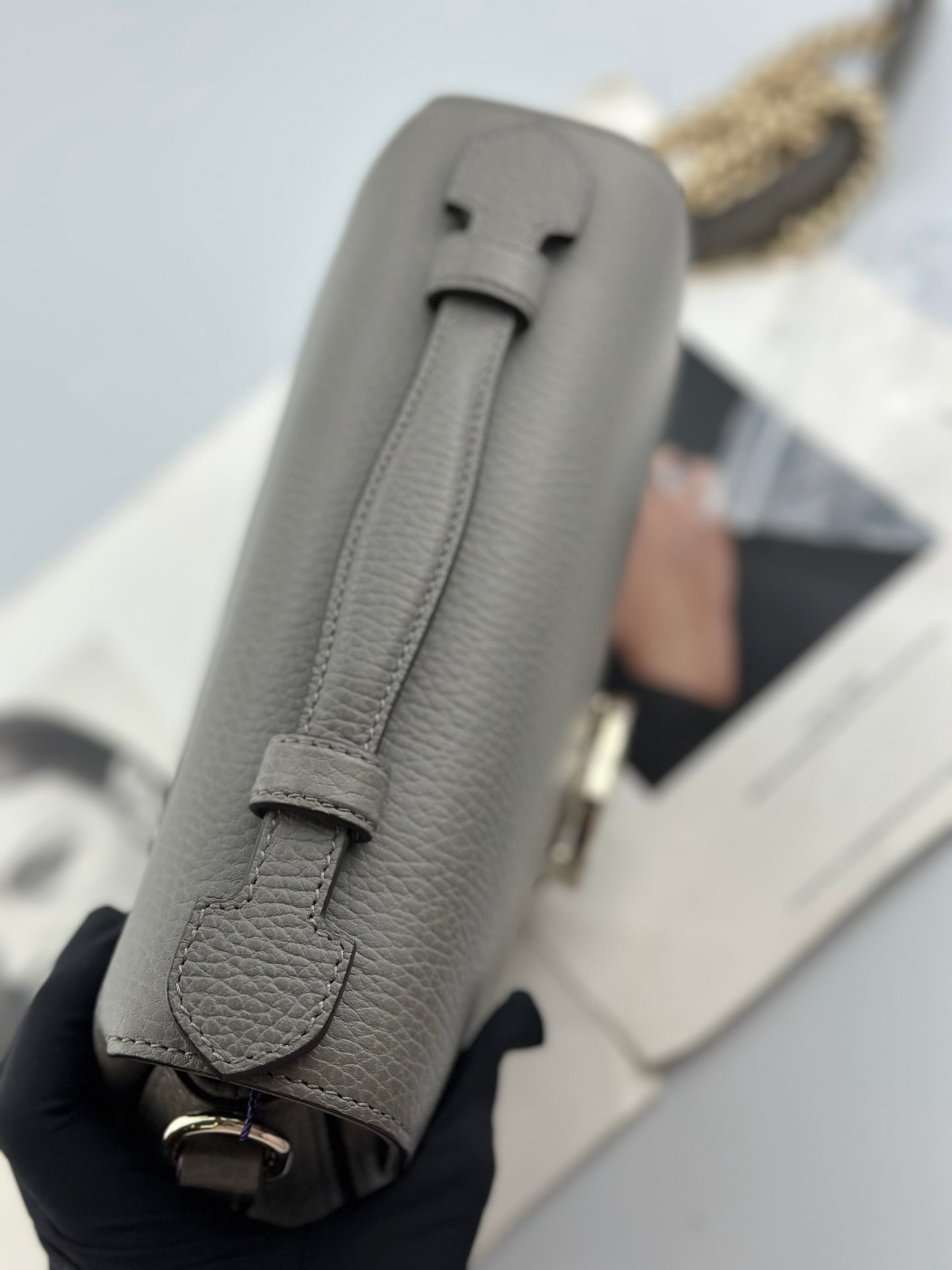 Gucci - Other - Leather - Grey - (Small)