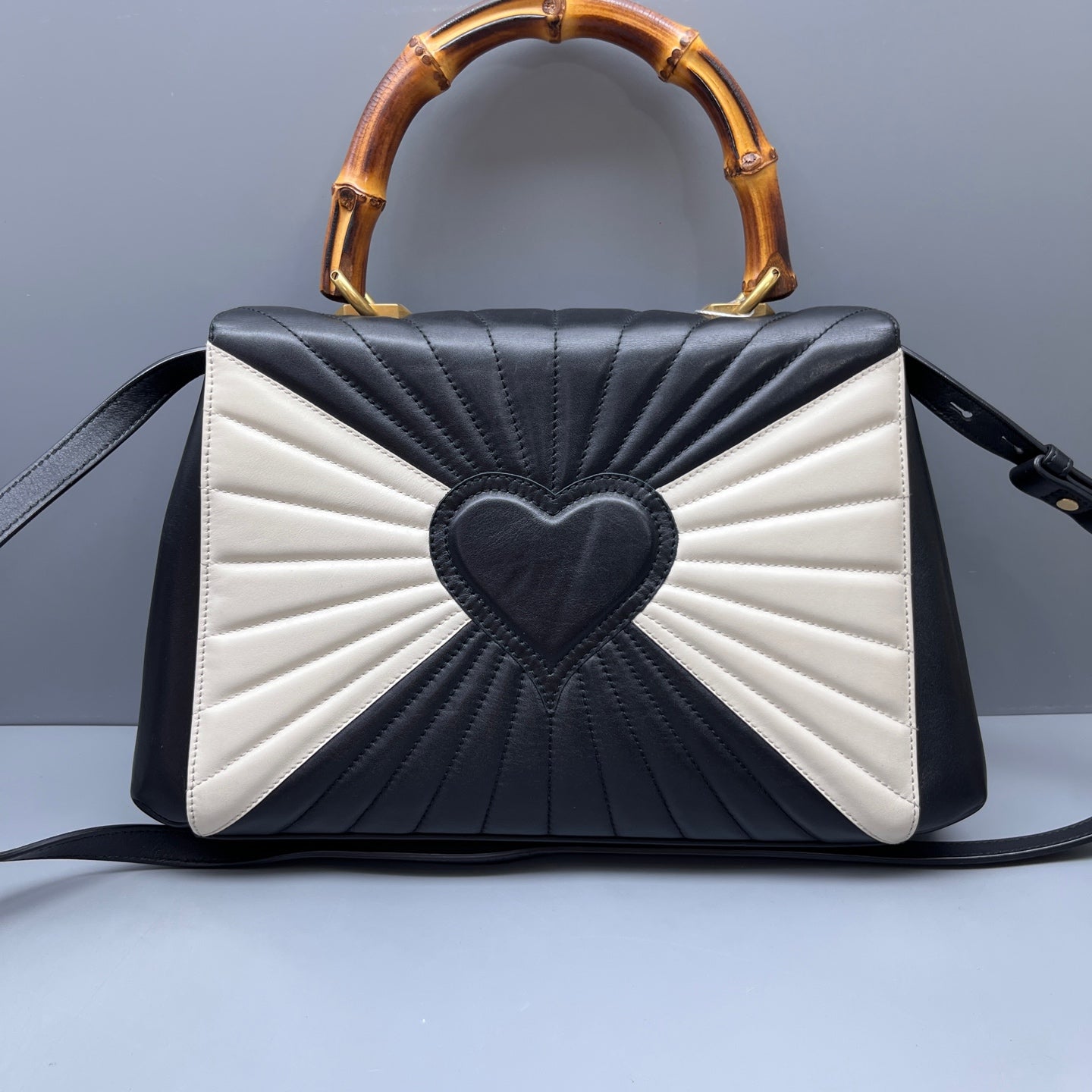 Gucci - Other - Leather - Multicolour - (medium)
