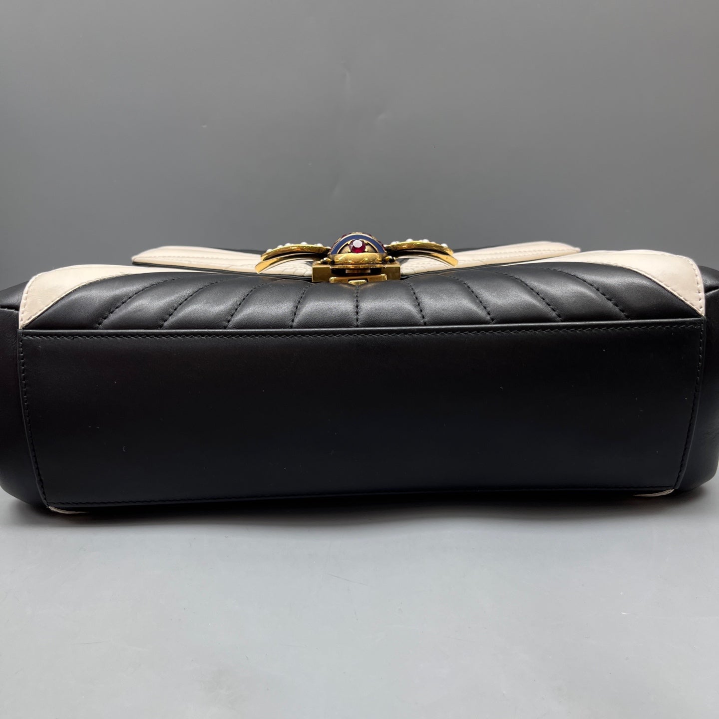 Gucci - Other - Leather - Multicolour - (medium)