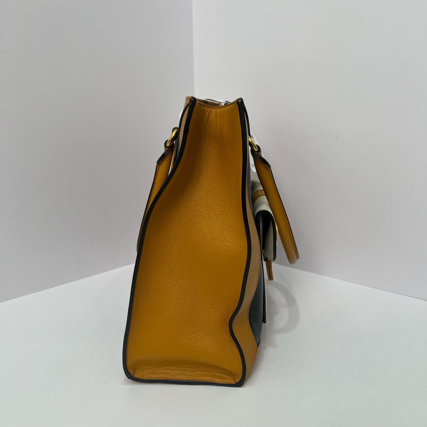 Gucci - Other - Leather - Multicolour - (medium)