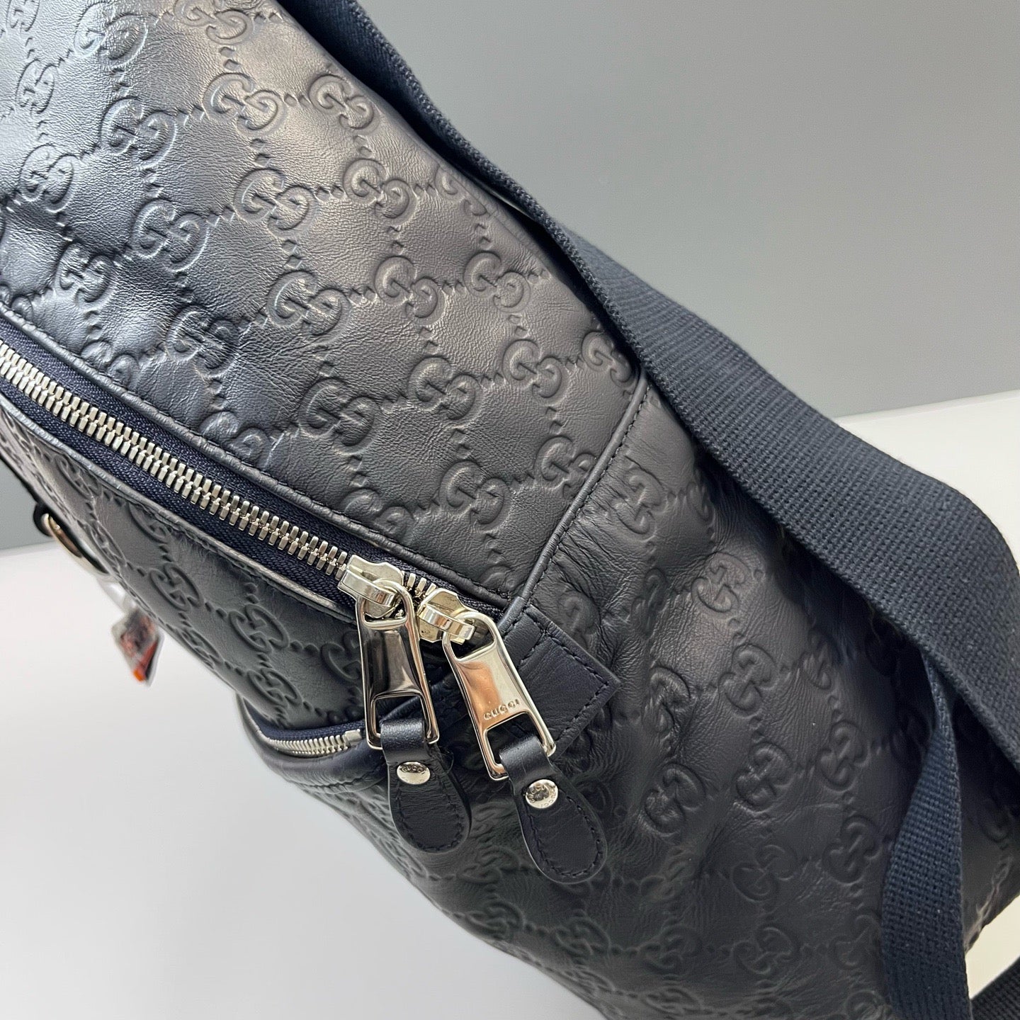 Gucci - Other - Leather - Navy - (medium)