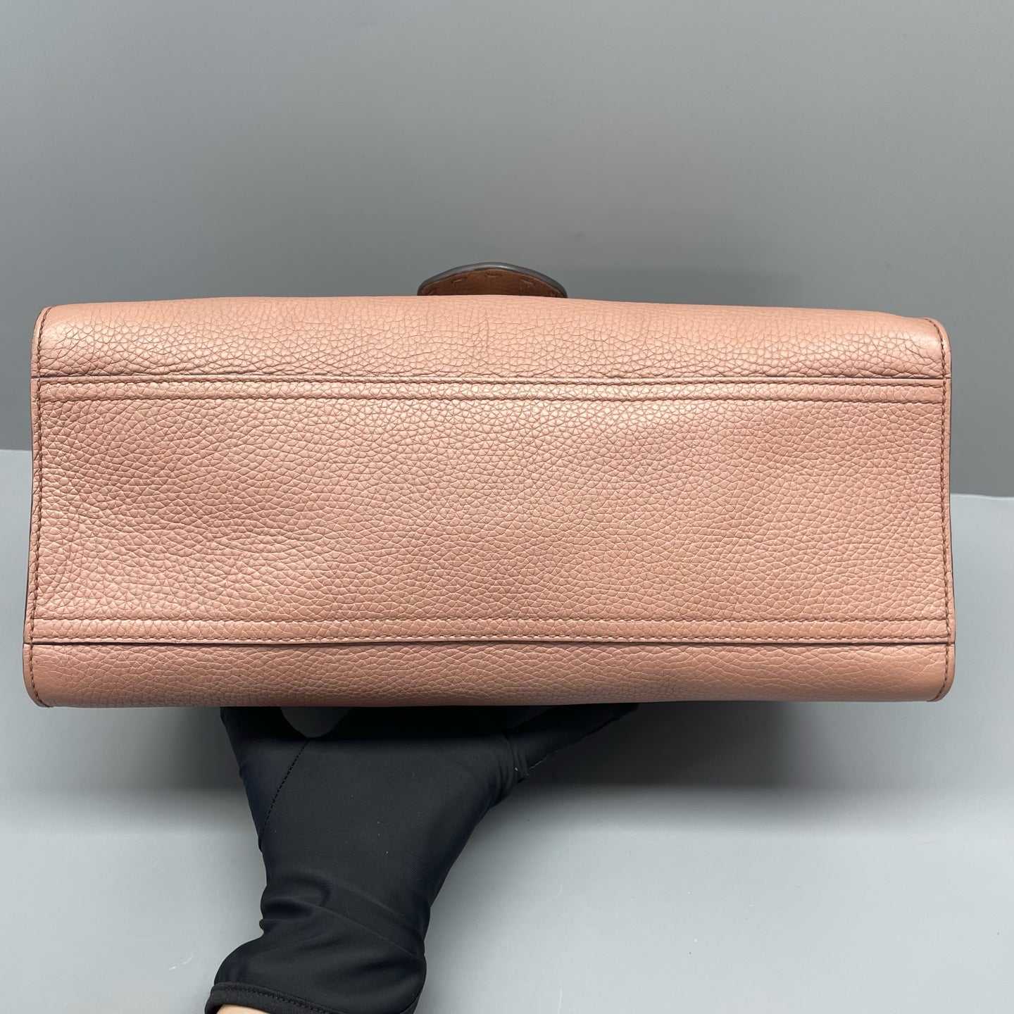 Gucci - Other - Leather - Pink - (Medium)