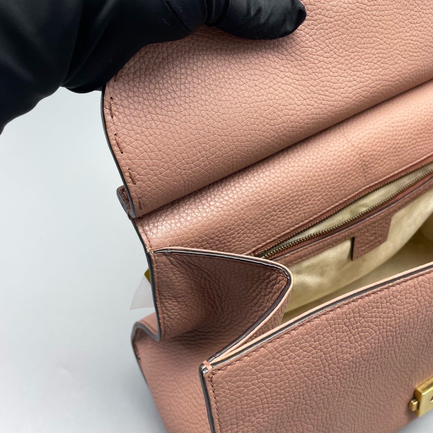 Gucci - Other - Leather - Pink - (medium)
