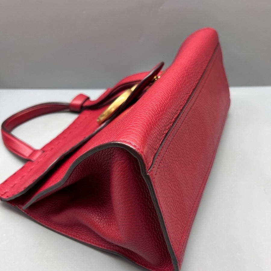 Gucci - Other - Leather - Red - (medium)