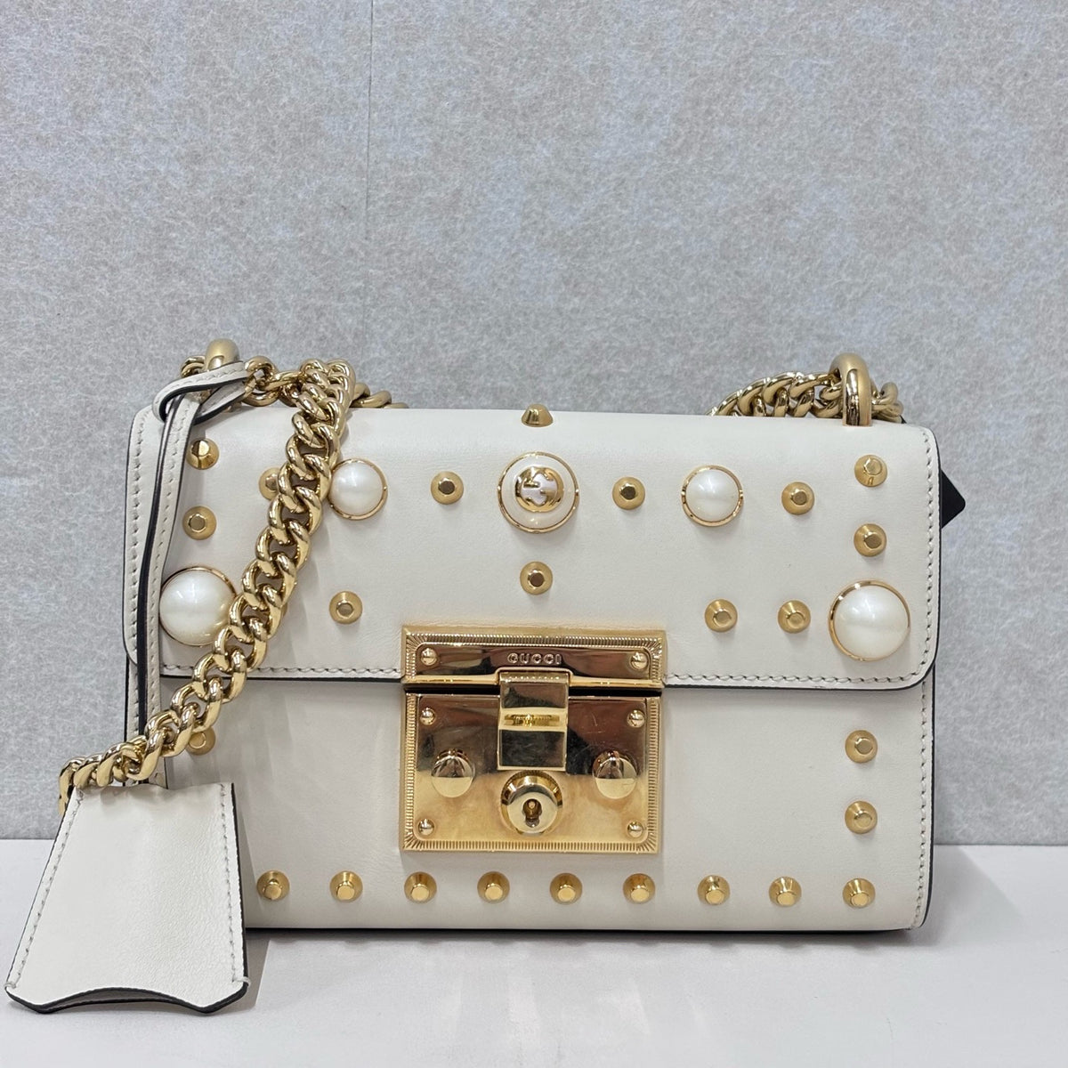 Gucci - Other - Leather - White - (medium)