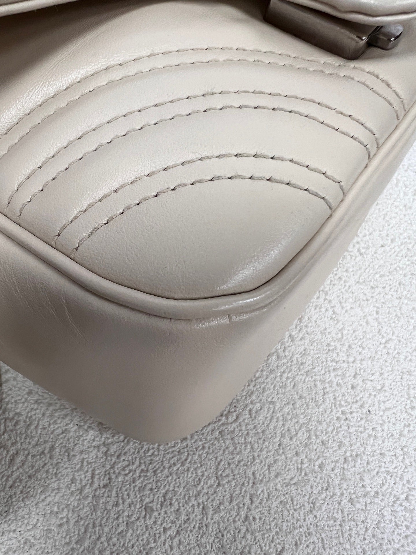 Gucci - Other - Leather - White - (mini)