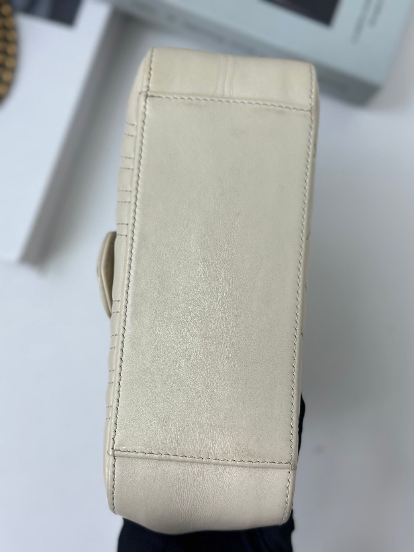 Gucci - Other - Leather - White - (mini)
