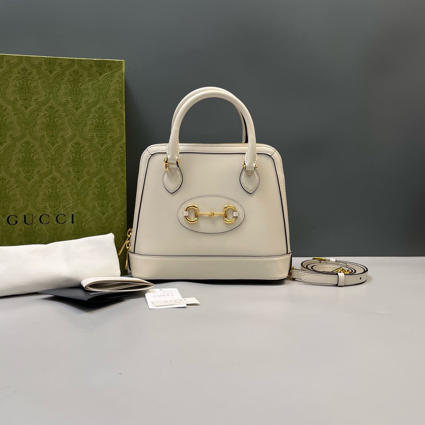 Gucci - Other - Leather - White - (small)