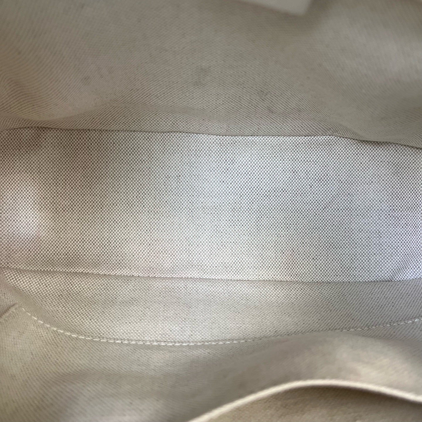Gucci - Other - Leather - White - (small)