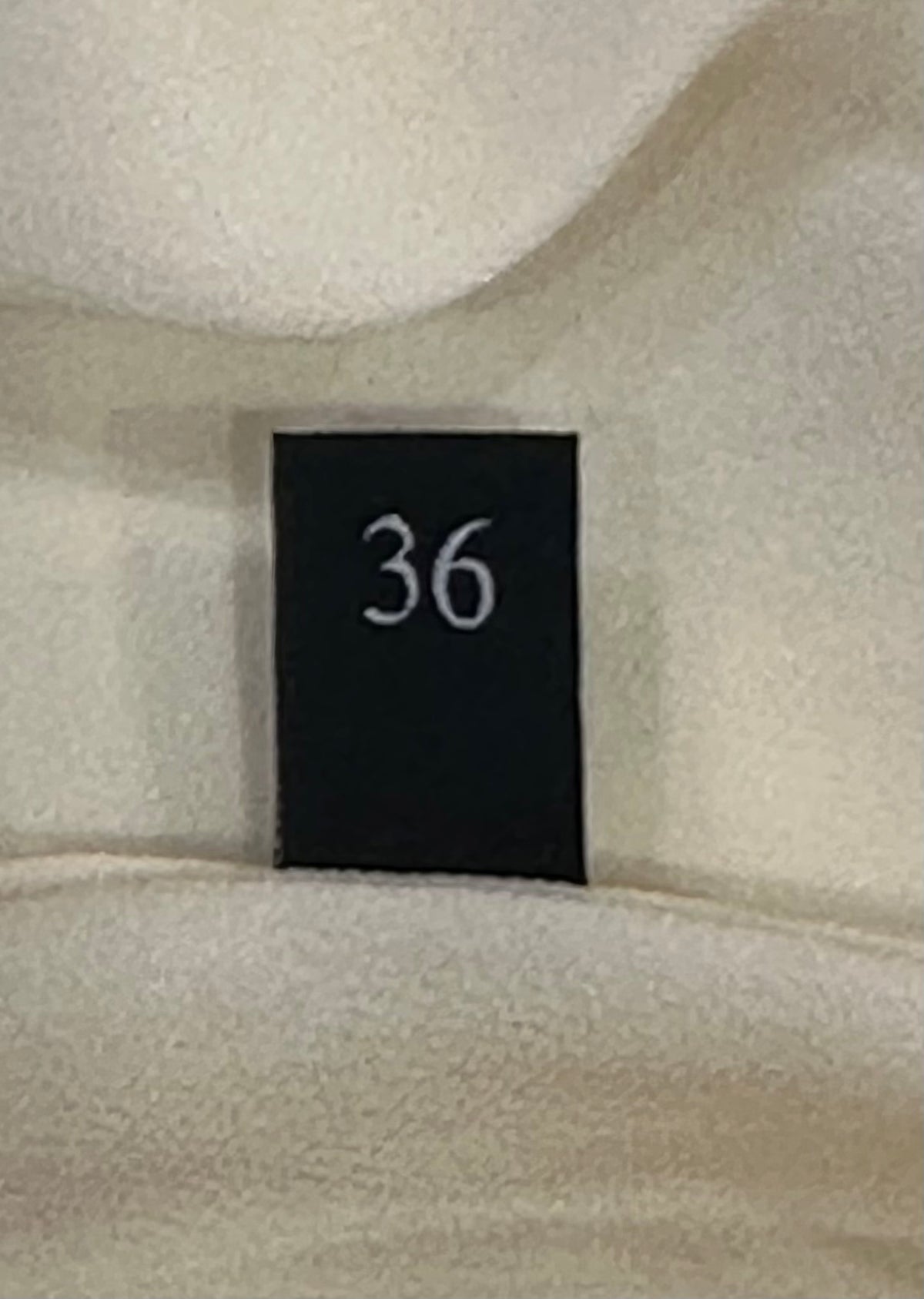 Gucci - Other - Silk - Beige - (36)