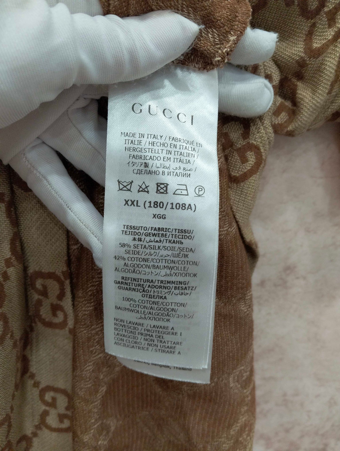 Gucci - Other - Silk - Beige - (XXL)