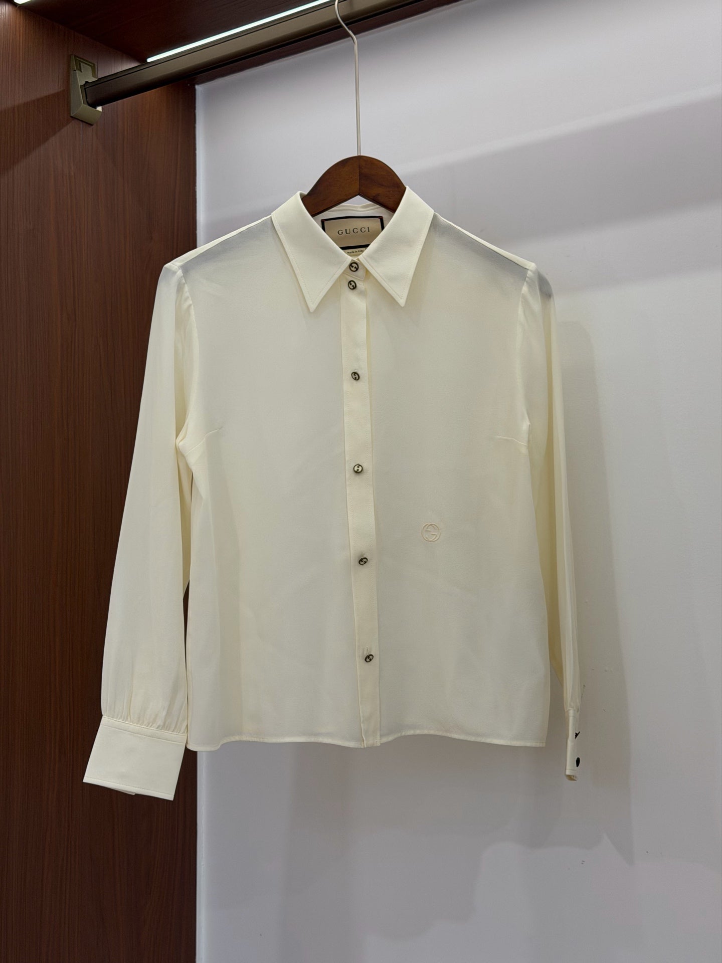 Gucci - Other - Silk - White - (40)