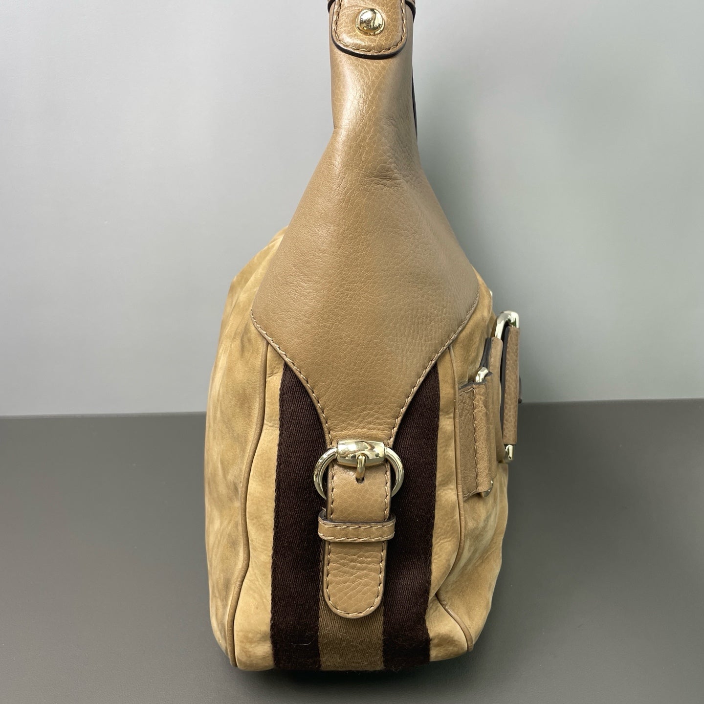Gucci - Other - Suede - Brown - (medium)