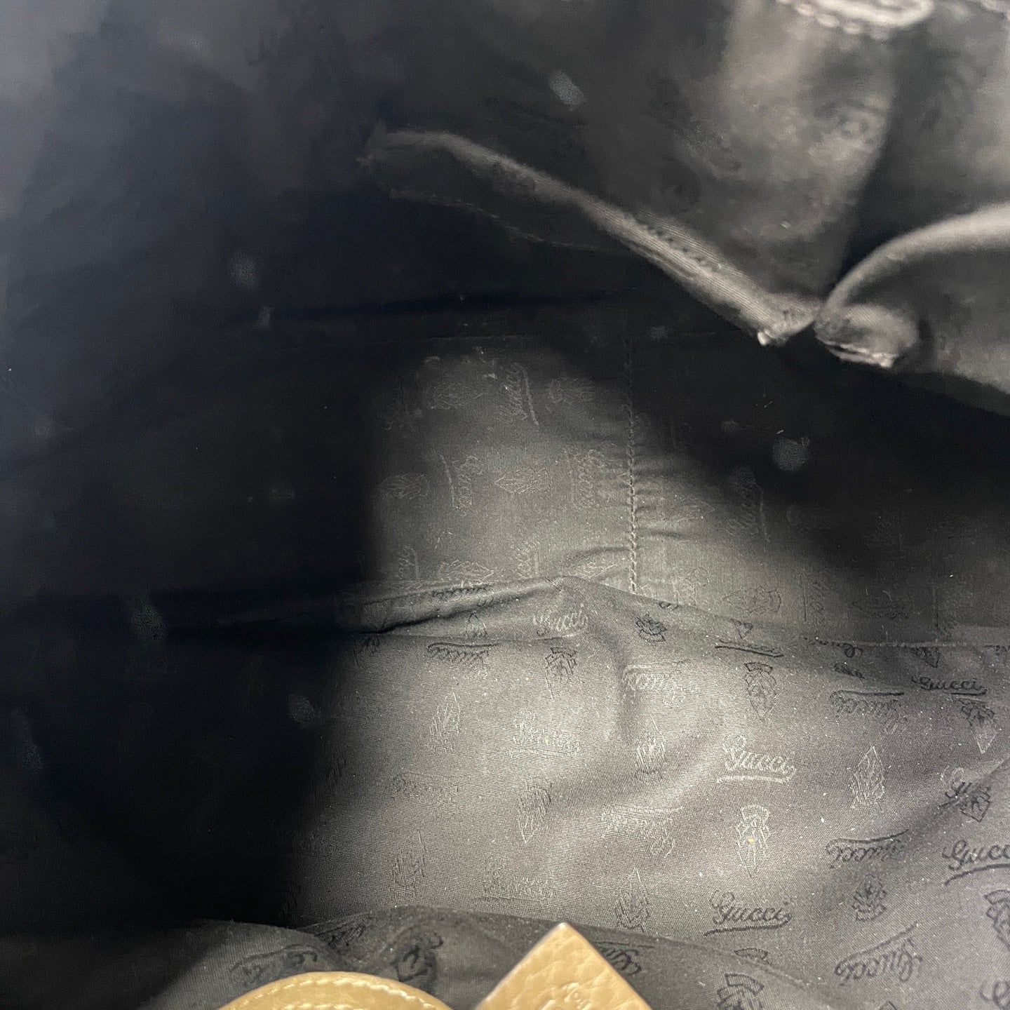 Gucci - Other - Suede - Brown - (medium)