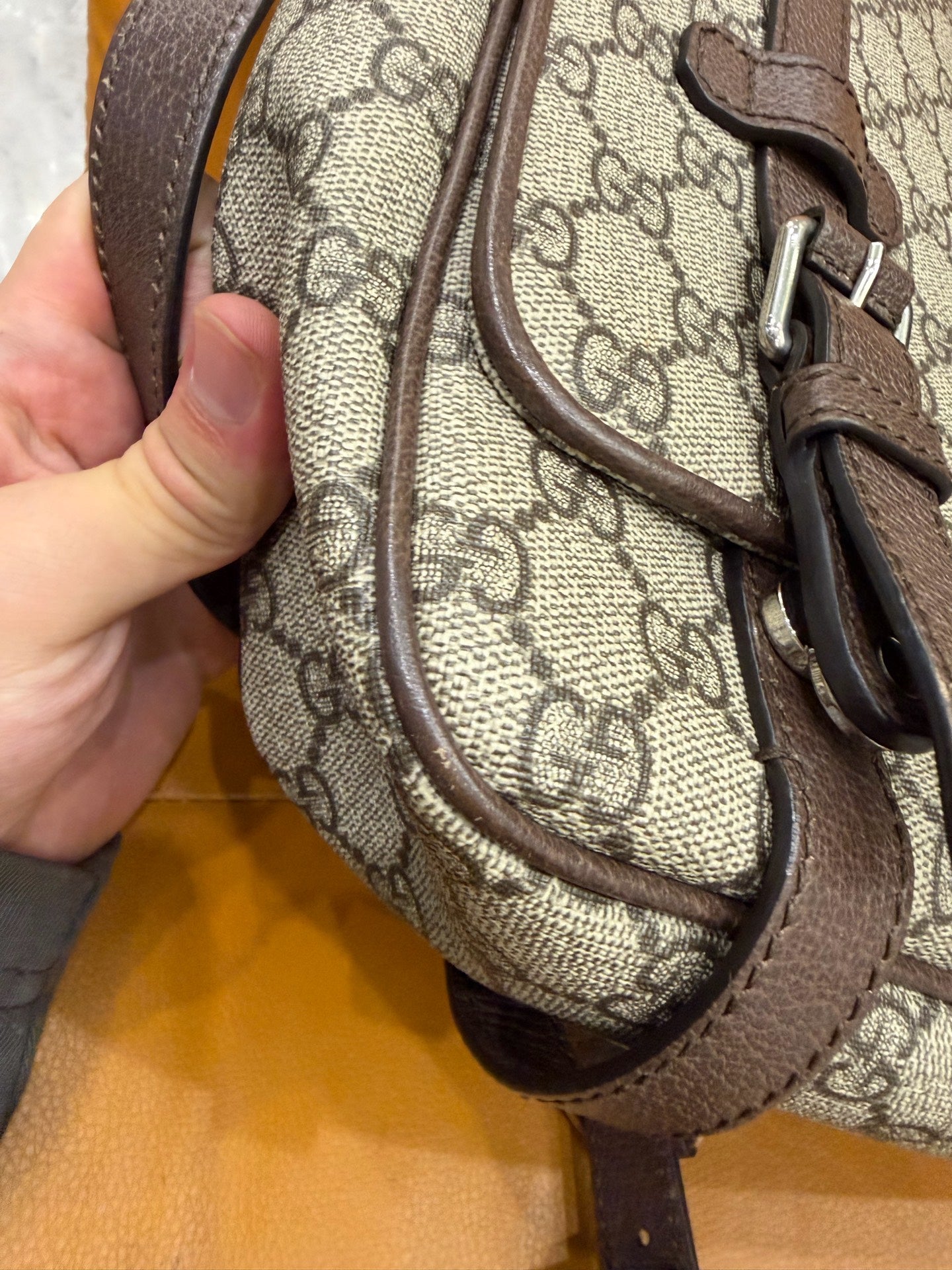 Gucci - Other - Synthetic - Beige - (Medium)